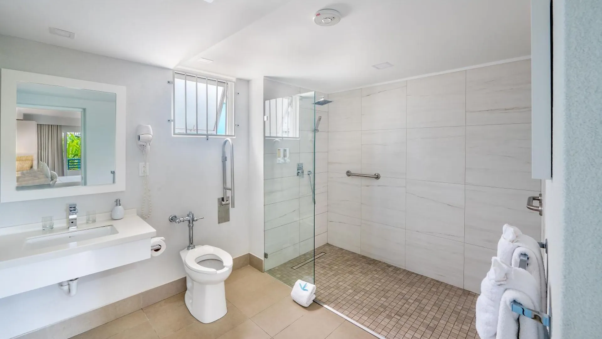 Blue Haven Holiday Apartments Christ Church