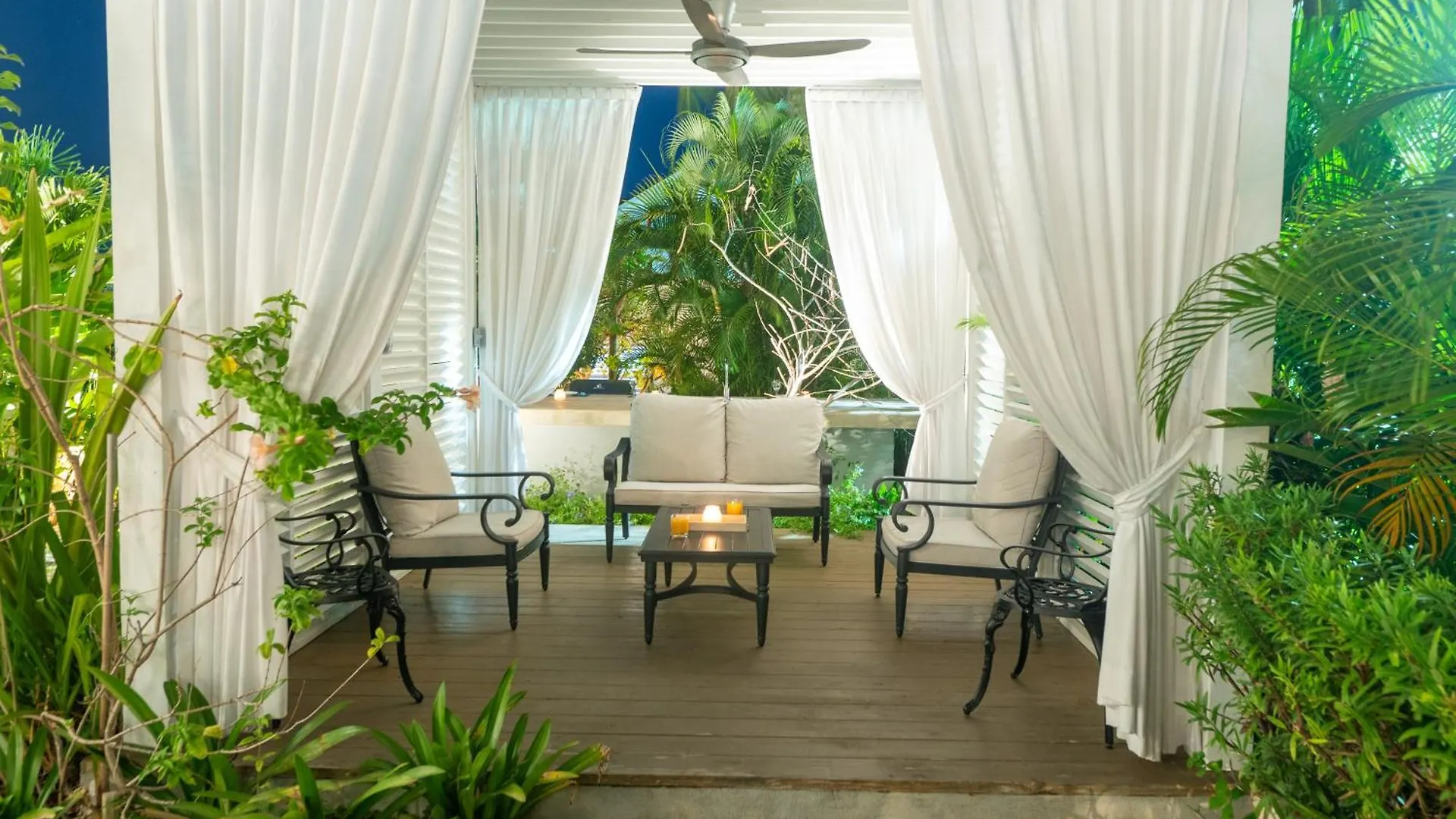 Blue Haven Holiday Apartments Christ Church